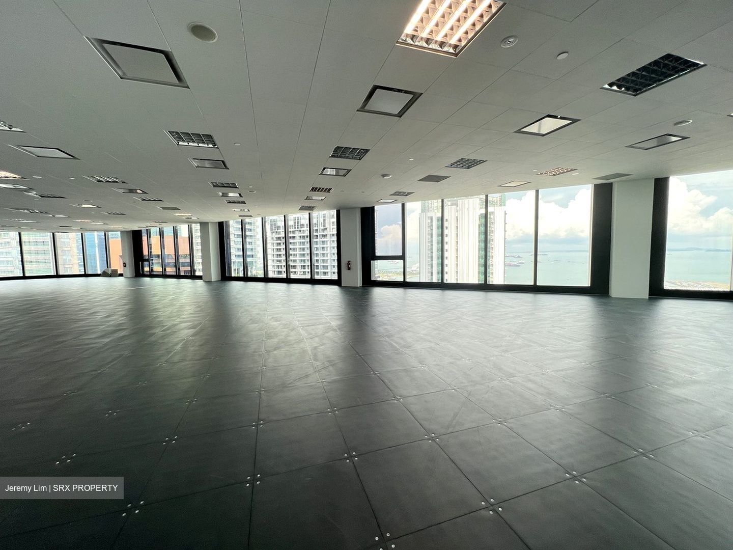Hub Synergy Point (D2), Office #437340591
